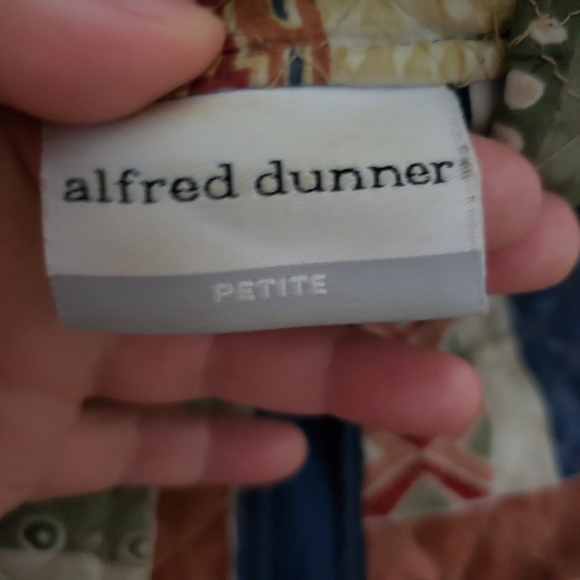 Petite Quilt Patterend Jacket - Picture 4 of 5